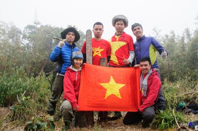 Chinh phục đỉnh Pu Si Lung - nóc nhà vùng biên giới